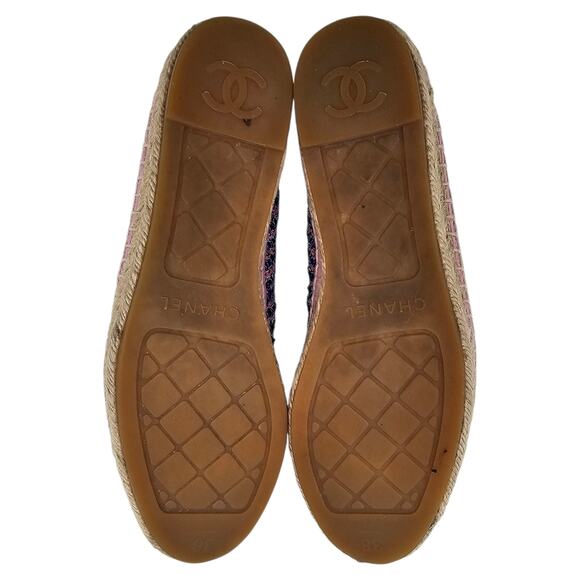 Chanel 23P CC Tweed Blue Pink Black Espadrille Cap Toe Slip On Size 38 US 7 7.5 - Picture 9 of 10